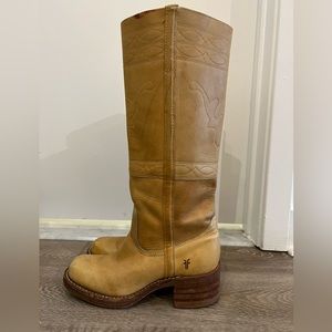 Frye Campus Stitching Horse